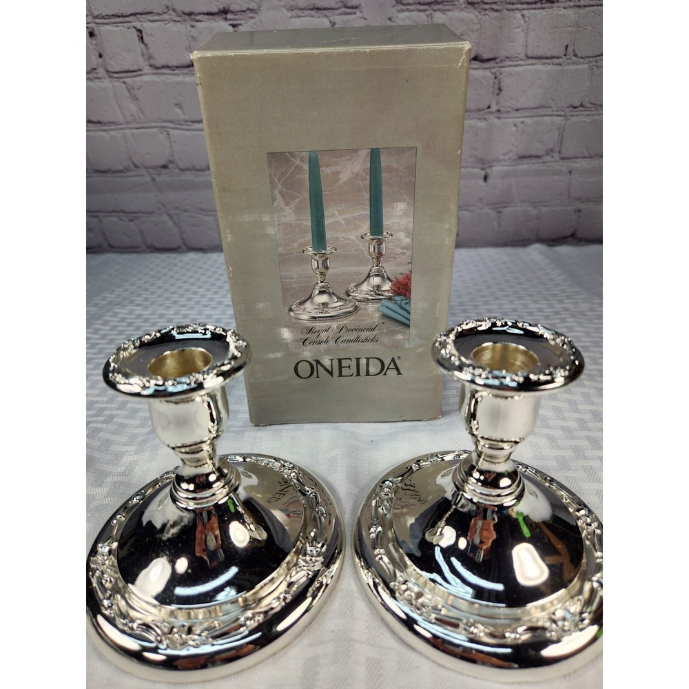 Vtg New in Box Oneida Silverplate Royal Provincial Candlestick Holders set of 2